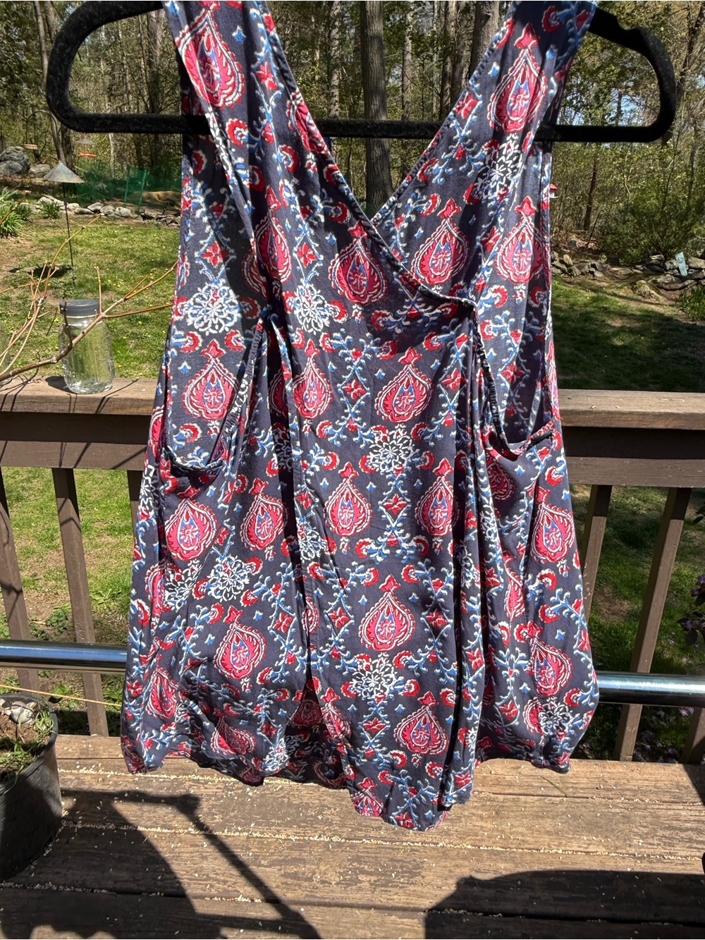 Lucky Brand V-Neck Tank Top in Navy and Red - Picture 4 of 7
